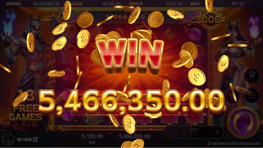 《戰神賽特2：覺醒之力》中爆分畫面，WIN字樣閃耀，金幣滿天飛舞象徵榮耀勝利。